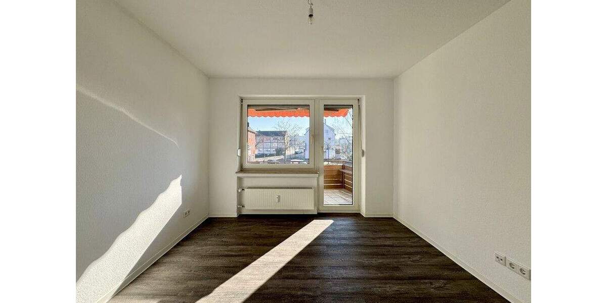 Etagenwohnung Ludwigsburg West - 3 Zimmer, 68 m&sup2;, 267.000&euro; | Angebot:25695932