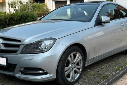 Mercedes-Benz C 180 118.000 km 12.200 &euro; Ditzingen 71254