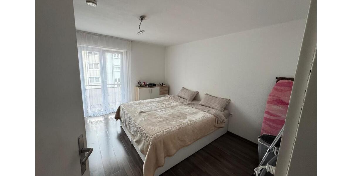Etagenwohnung Schorndorf - 3 Zimmer, 70 m&sup2;, 800&euro; | Angebot:25660031