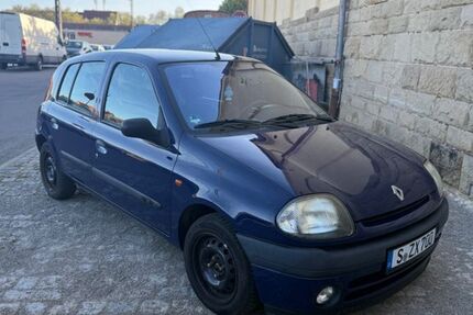 Renault Clio 145.000 km 1.000 &euro; Stuttgart 70437