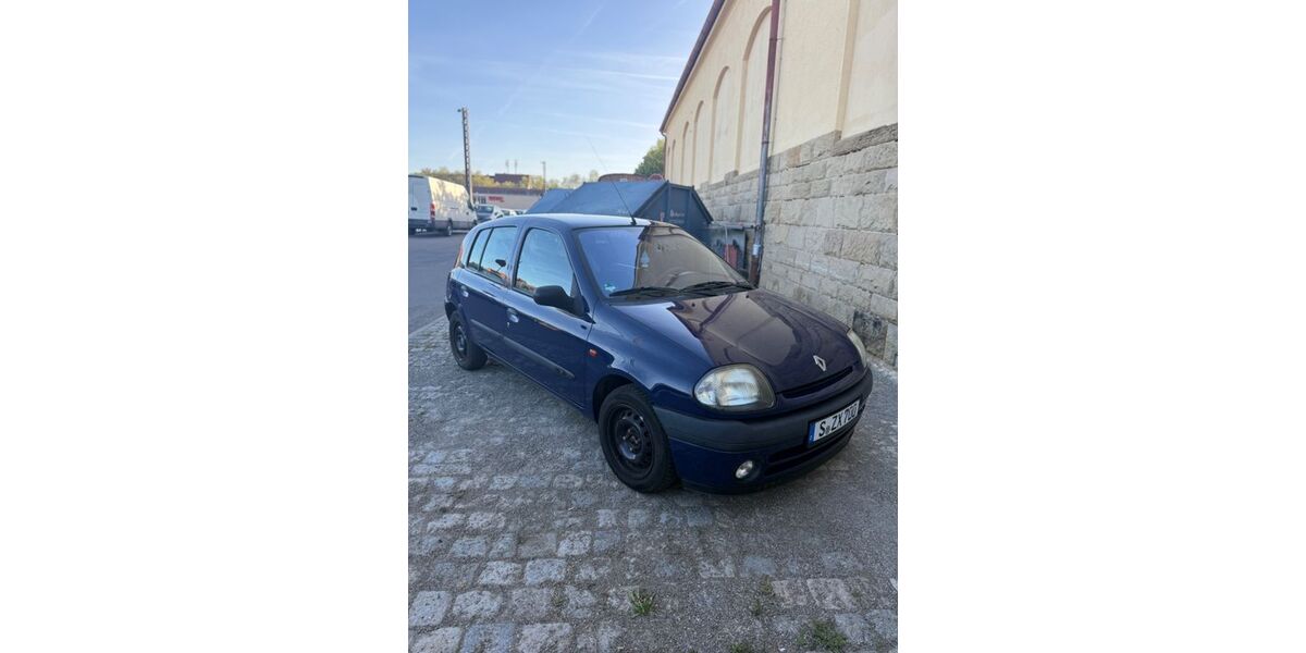 Renault Clio 145.000 km 1.000 &euro; Stuttgart 70437