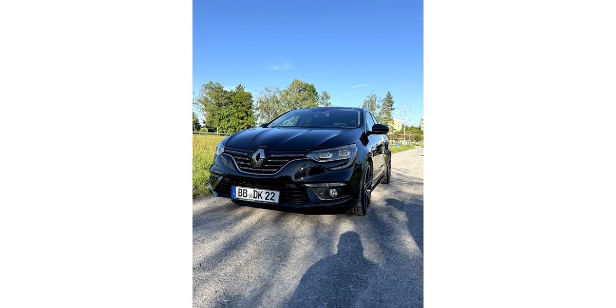 Renault Megane 82.000 km 12.000 &euro; Sindelfingen 71069