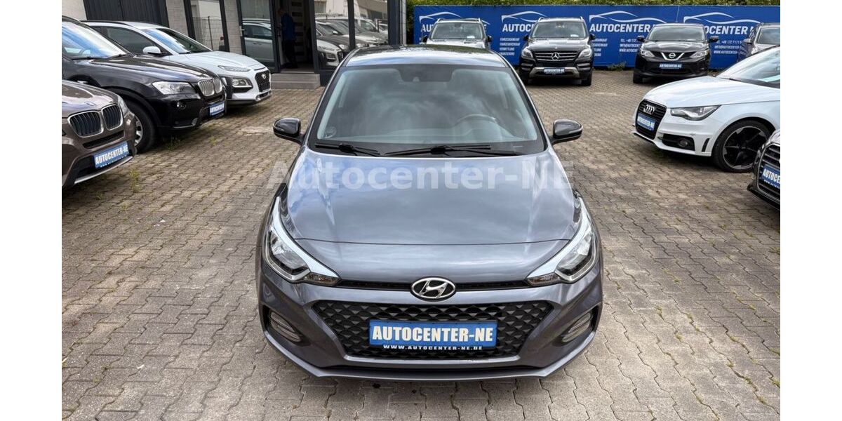 Hyundai i20 94.000 km 9.700 &euro; Kirchheim Unter Teck 73230