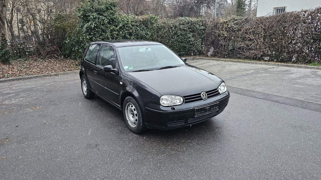 VW Golf 183.000 km 2.000 &euro; Stuttgart 70372