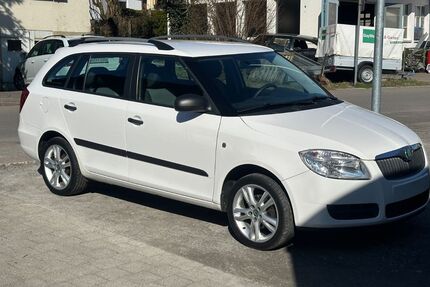Skoda Fabia 148.000 km 3.900 &euro; Backnang 71522