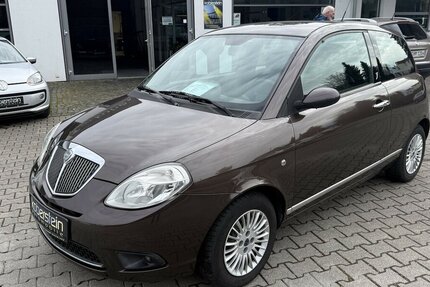 Lancia Ypsilon Oro 1,4 8V*orig.97tkm,Klima, 8 fach* 97.000 km 2.850 &euro; Schorndorf 73614