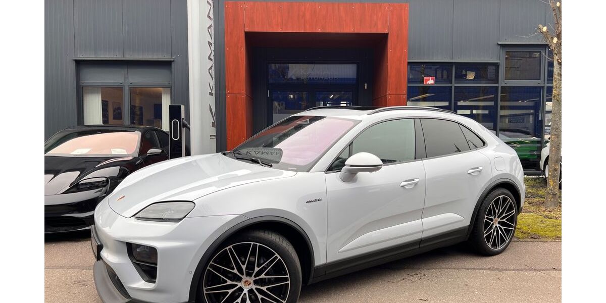Porsche Macan 5.400 km 96.600 &euro; Sindelfingen 71065