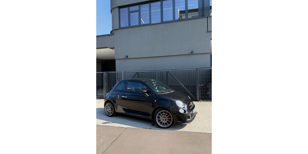 Abarth 500 158.000 km 6.999 &euro; Stuttgart 70376