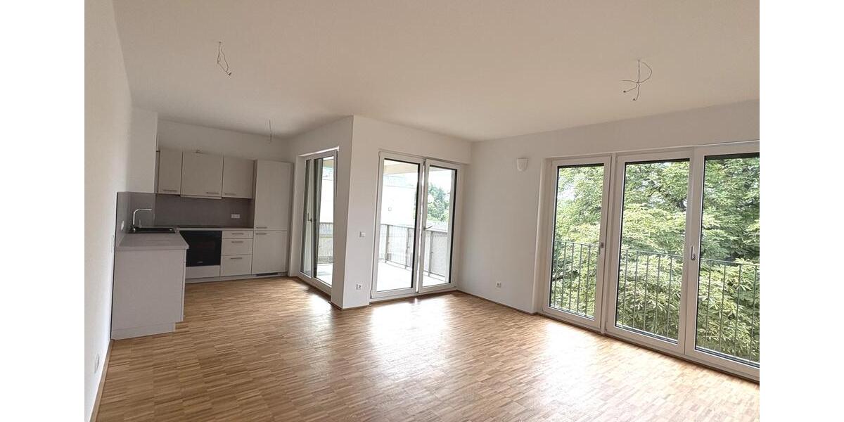 Dachgeschoßwohnung Leonberg - 3 Zimmer, 80 m&sup2;, 1.608&euro; | Angebot:23643269