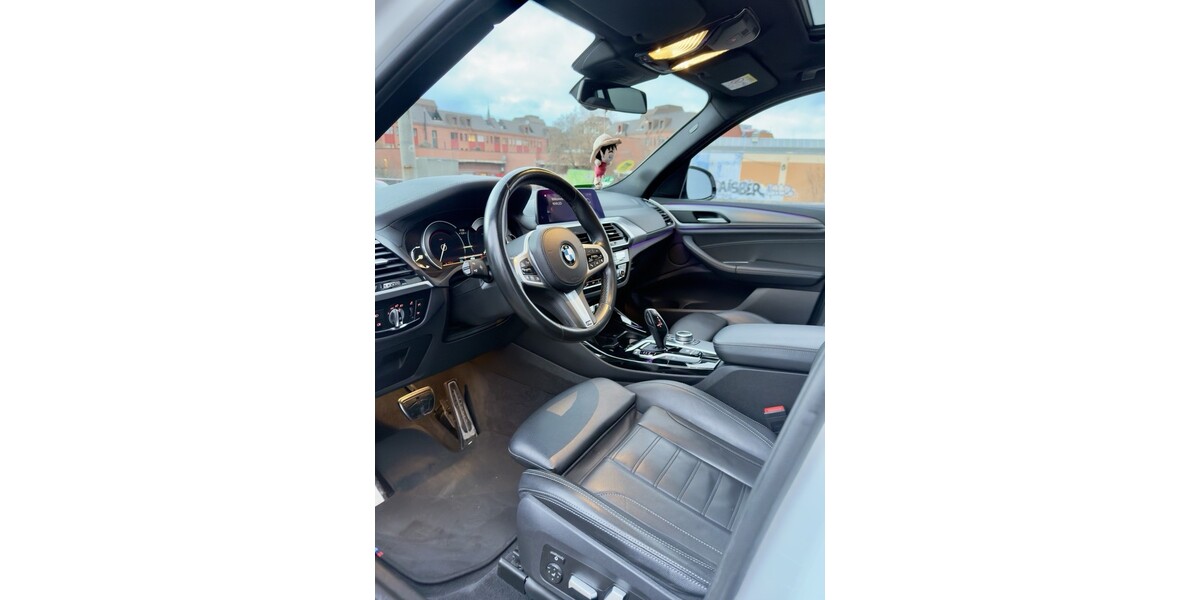 BMW X3 93.500 km 44.999 &euro; Stuttgart 70173