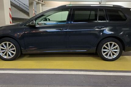 VW Golf 178.000 km 8.990 &euro; Esslingen am Neckar 73733