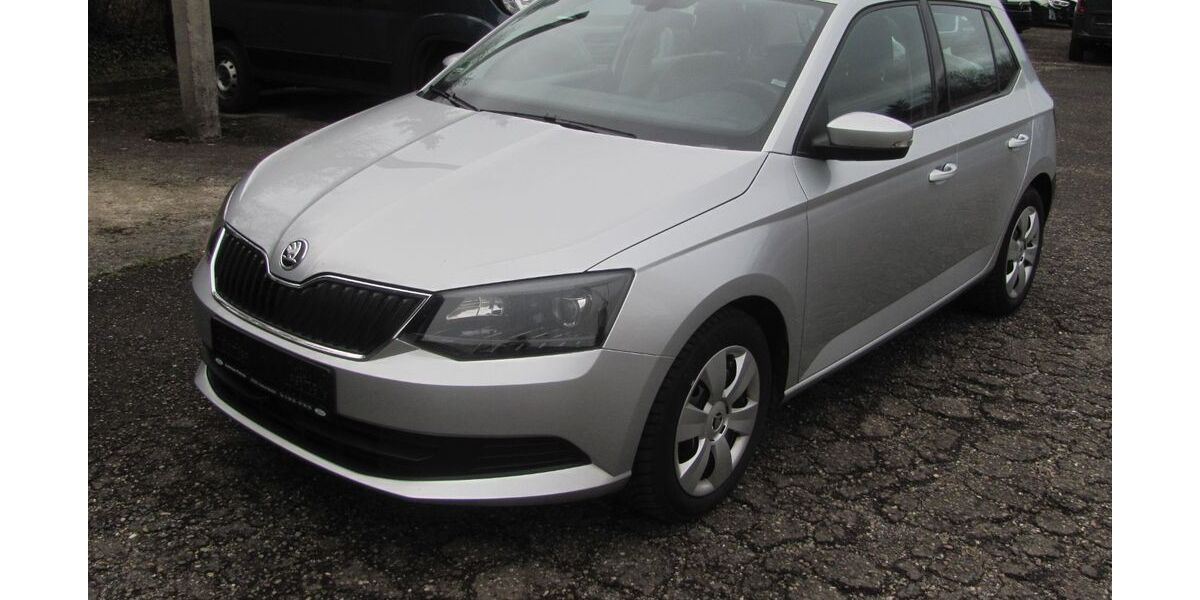 Skoda Fabia 89.300 km 5.590 &euro; Kirchheim unter Teck 73230