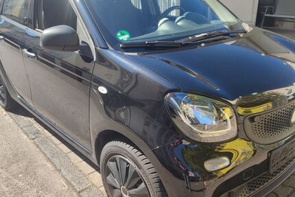 Smart ForFour 81.412 km 5.990 &euro; Stuttgart 70327