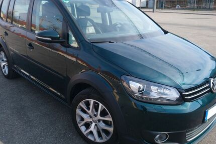 VW Touran 121.000 km 12.750 &euro; Stuttgart 70376