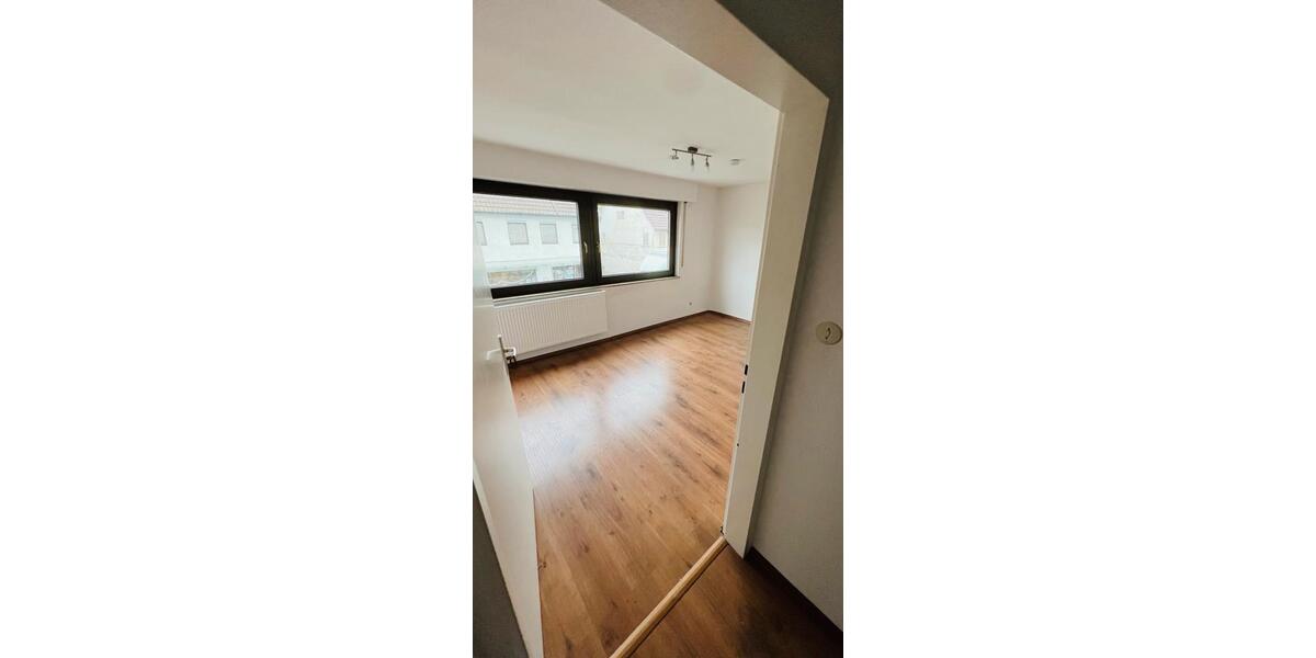 Terrassenwohnung Waiblingen Bittenfeld - 3.5 Zimmer, 99 m&sup2;, 1.350&euro; | Angebot:27612262