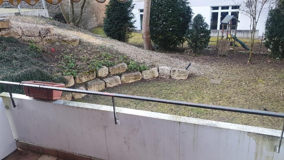 Hochparterre Esslingen am Neckar Hegensberg - 3 Zimmer, 75 m&sup2;, 900&euro; | Angebot:26538984