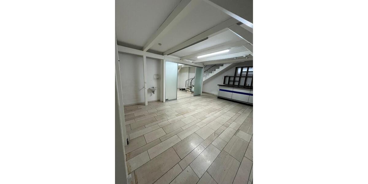 Gewerbeobjekt Göppingen - 1.395&euro; | Angebot:25561201