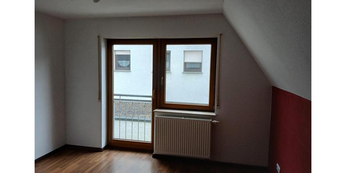 Einfamilienhaus Untergruppenbach - 6 Zimmer, 140 m&sup2;, 1.700&euro; | Angebot:27617682