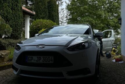 Ford Focus 84.740 km 14.900 &euro; Göppingen 73033