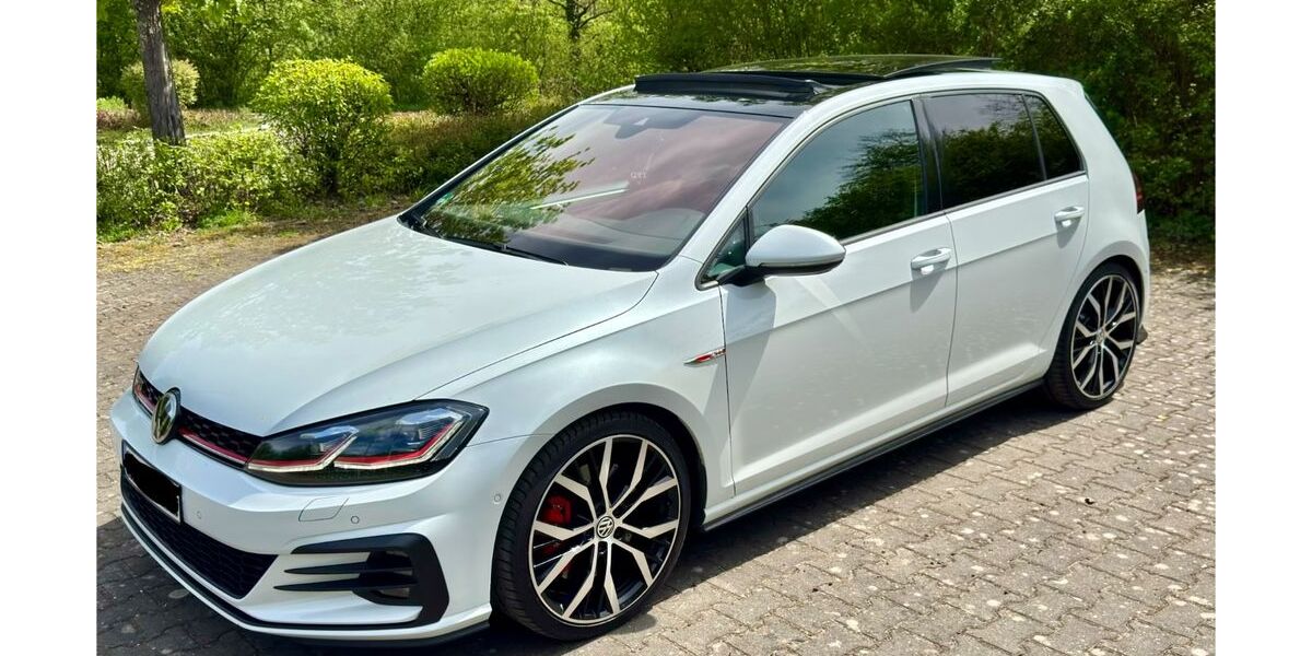 VW Golf 117.000 km 21.000 &euro; Wäschenbeuren 73116