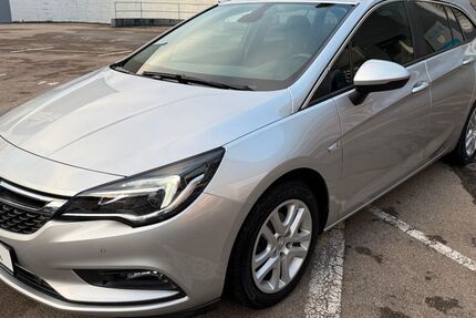 Opel Astra 125.000 km 9.990 &euro; Münchingen 70825