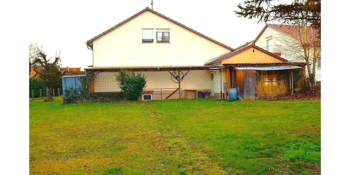 Einfamilienhaus Göppingen Bezgenriet - 6 Zimmer, 132 m&sup2;, 393.900&euro; | Angebot:25672855