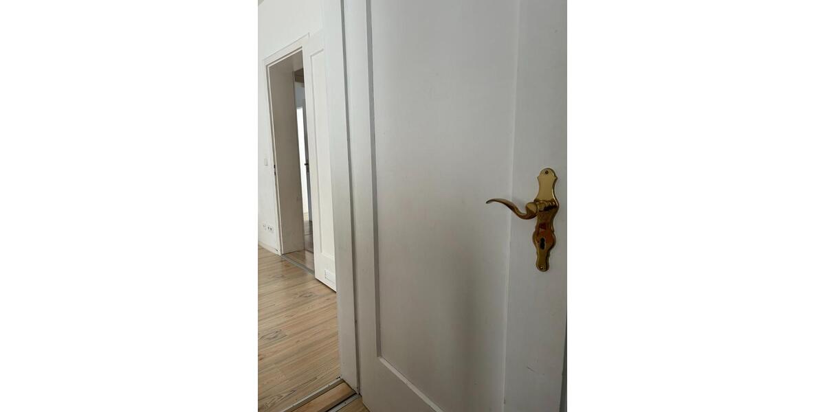 Etagenwohnung Stuttgart Stuttgart-West - 3 Zimmer, 69 m&sup2;, 300.000&euro; | Angebot:25181363