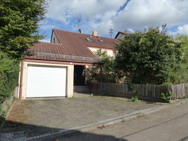 Einfamilienhaus Freiberg am Neckaer - 6 Zimmer, 135 m&sup2;, 490.000&euro; | Angebot:22459780