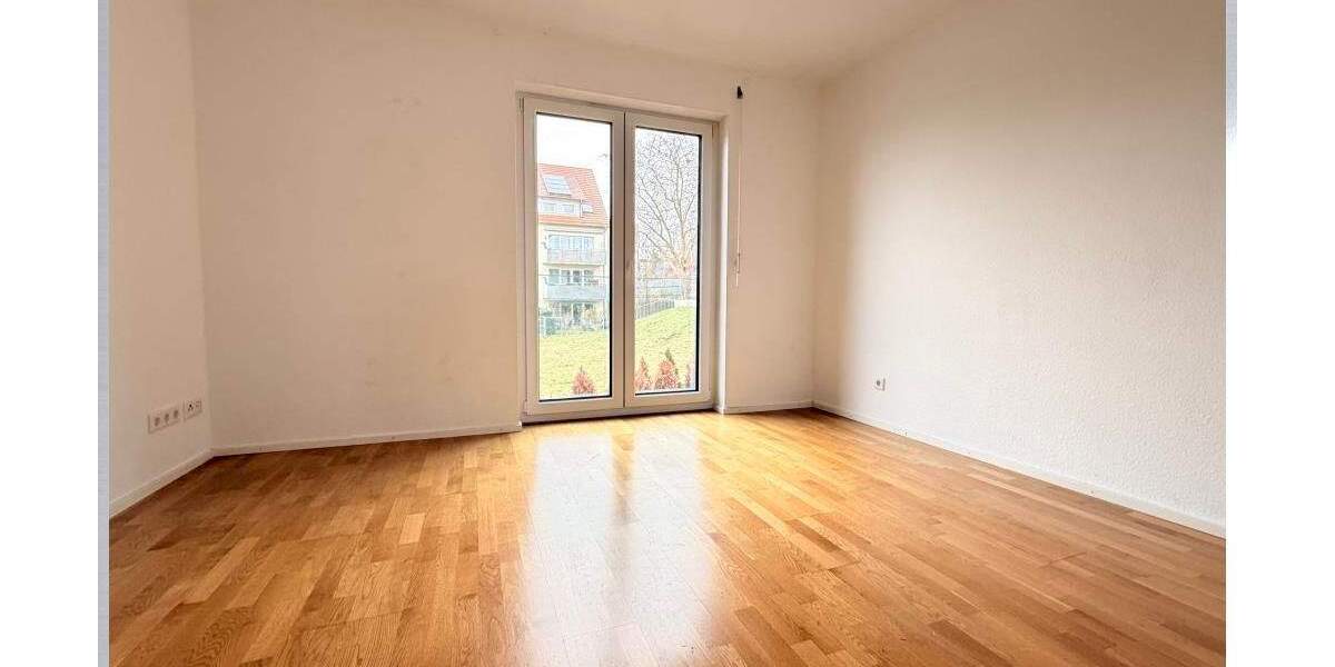Etagenwohnung Stuttgart Feuerbach - 3 Zimmer, 93 m&sup2;, 1.470&euro; | Angebot:25704074