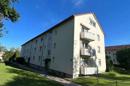 Wohnung Sindelfingen - 3 Zimmer, 72 m&sup2;, 299.000&euro; | Angebot:27713541