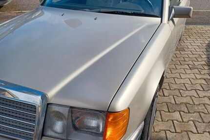 Mercedes-Benz 300 258.120 km 7.600 &euro; Sachsenheim 74343