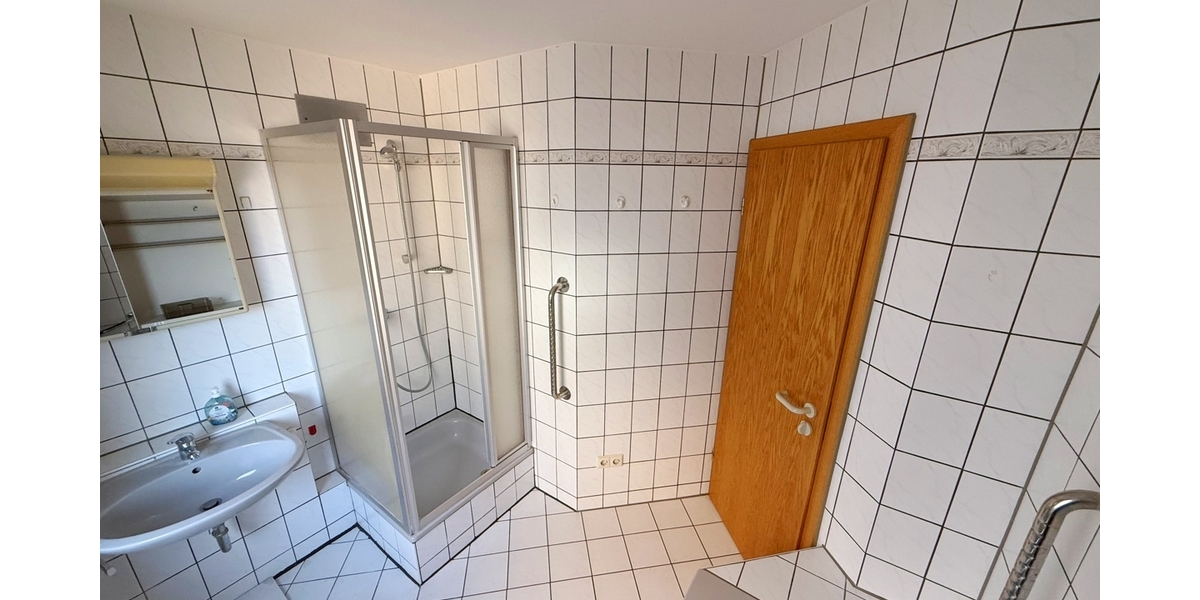 Helle 3-Zi.-OG-Wohnung in guter Lage von Schorndorf - 3- Schorndorf Schorndorf | Angebot:26635192