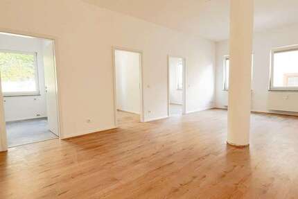 Wohnung Ilsfeld - 4.5 Zimmer, 96 m&sup2;, 990&euro; | Angebot:27100990