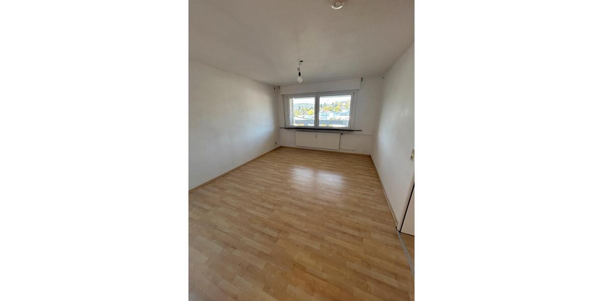 Etagenwohnung Stuttgart Botnang - 3 Zimmer, 74 m&sup2;, 350.000&euro; | Angebot:26124313