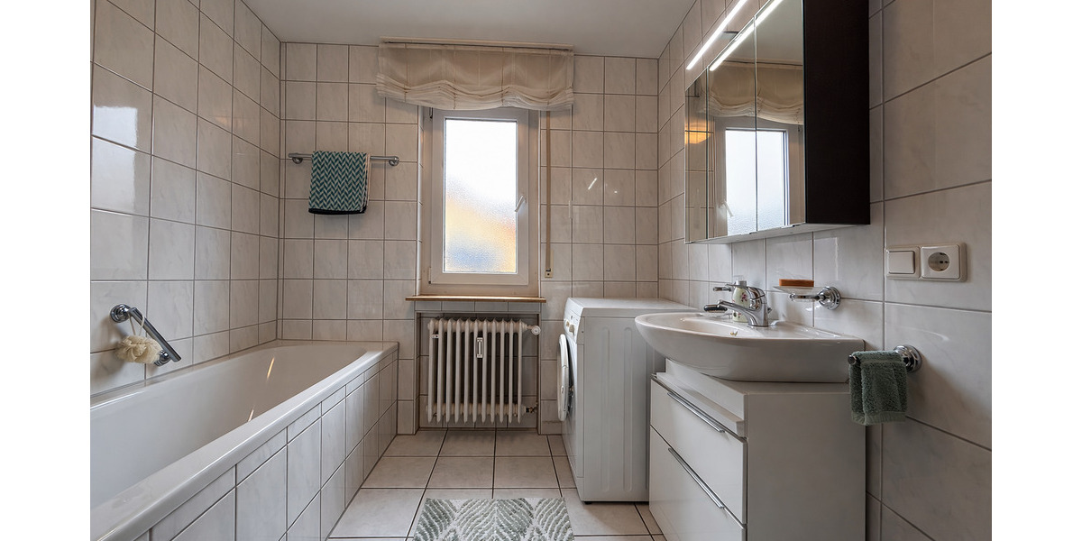 Mehrfamilienhaus, Wohnhaus Nürtingen - 8 Zimmer, 191 m&sup2;, 698.500&euro; | Angebot:25745890