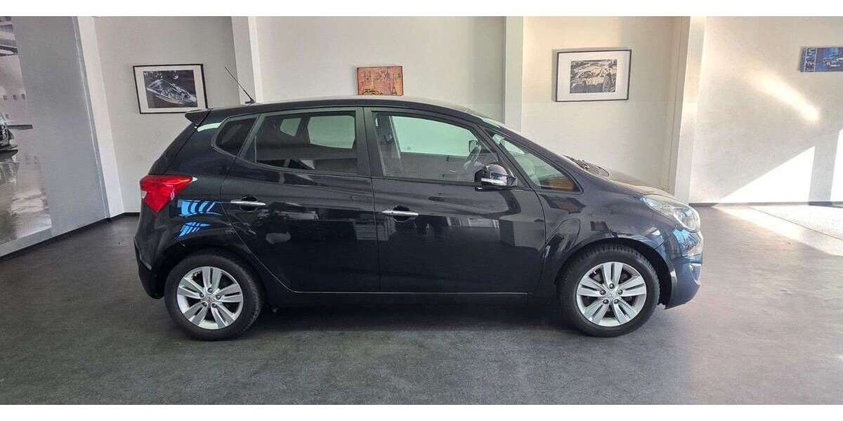 Hyundai iX20 117.000 km 4.990 &euro; Asperg 71679