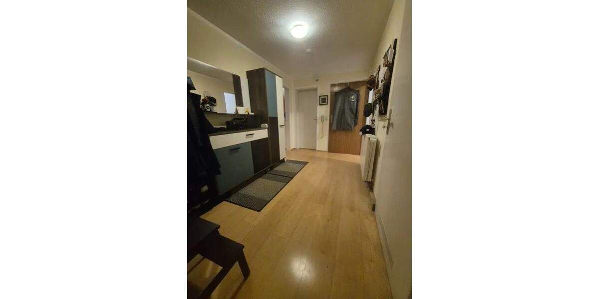 Etagenwohnung Stuttgart Zuffenhausen - 3 Zimmer, 72 m&sup2;, 780&euro; | Angebot:25880197