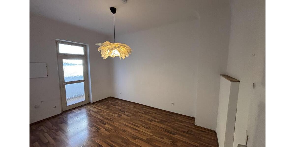 Erdgeschoßwohnung Stuttgart Bopser - 3 Zimmer, 63 m&sup2;, 1.100&euro; | Angebot:25883031