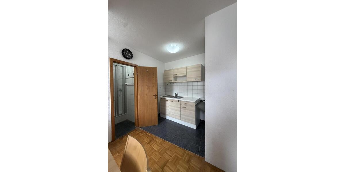 Dachgeschoßwohnung Winnenden - 1.5 Zimmer, 24 m&sup2;, 400&euro; | Angebot:26679794