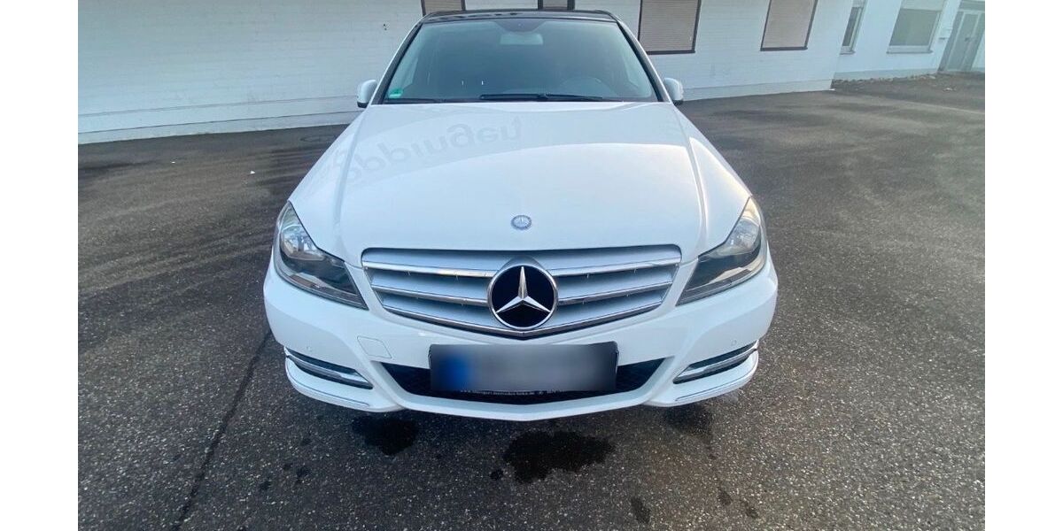 Mercedes-Benz C 180 189.200 km 9.450 &euro; Urbach 73660