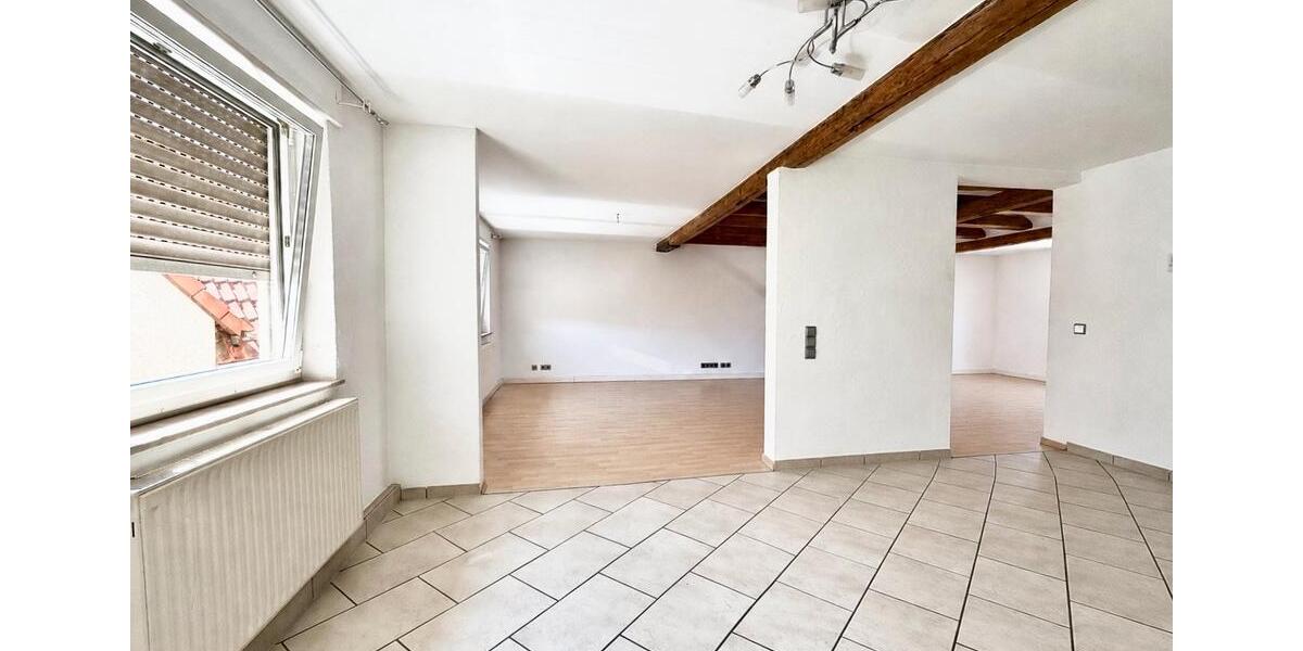 Etagenwohnung Sindelfingen - 3.5 Zimmer, 125 m&sup2;, 1.150&euro; | Angebot:27619223