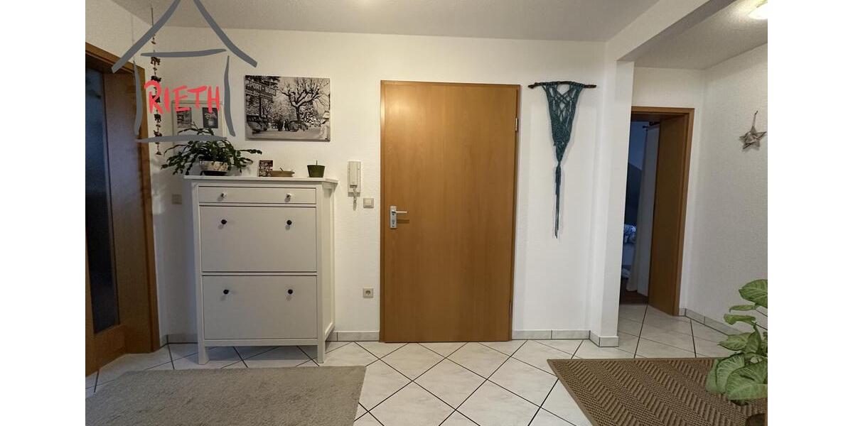Dachgeschoßwohnung Marbach am Neckar - 3.5 Zimmer, 89 m&sup2;, 995&euro; | Angebot:25375422