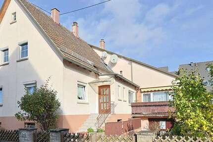 Haus Renningen - 10.5 Zimmer, 222 m&sup2;, 570.000&euro; | Angebot:26000234