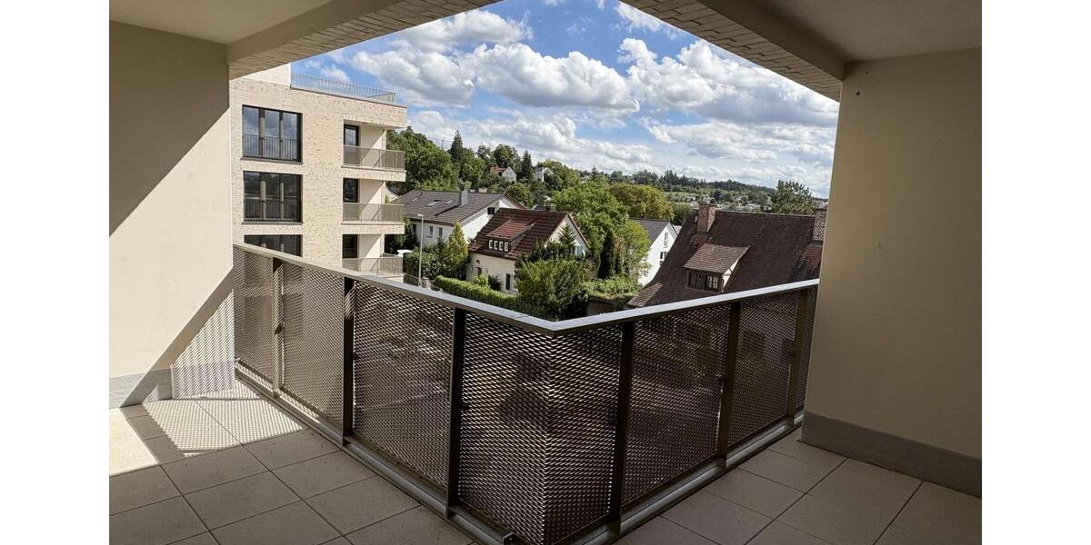 Erdgeschoßwohnung Leonberg - 4 Zimmer, 105 m&sup2;, 1.892&euro; | Angebot:23644758