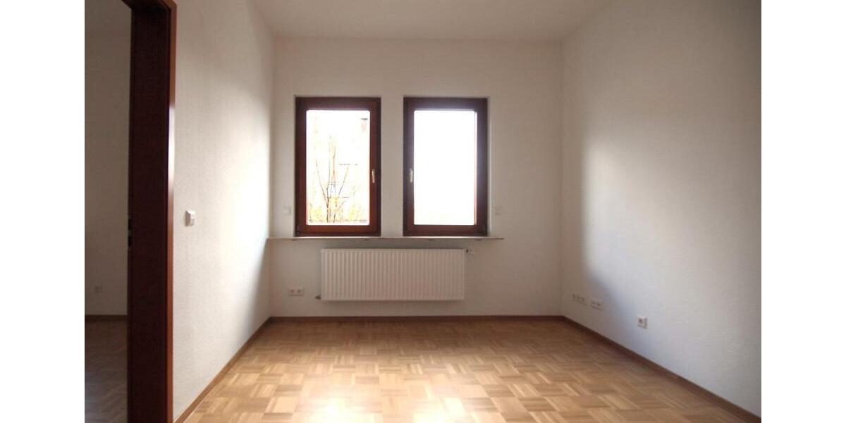 Etagenwohnung Stuttgart Degerloch - 3 Zimmer, 64 m&sup2;, 975&euro; | Angebot:25899624