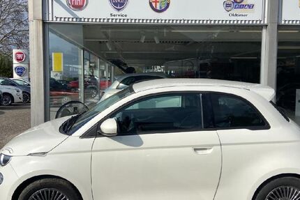 Fiat 500e 11.600 km 19.990 &euro; Asperg 71679