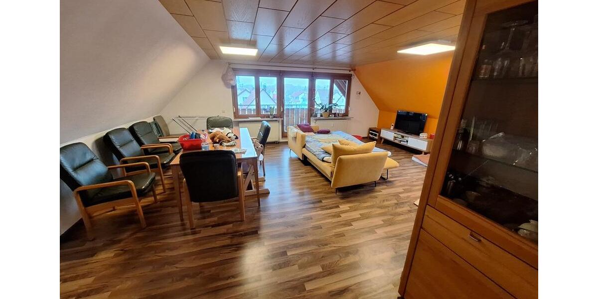 Dachgeschoßwohnung Sulzbach an der Murr - 3.5 Zimmer, 85 m&sup2;, 890&euro; | Angebot:24555172