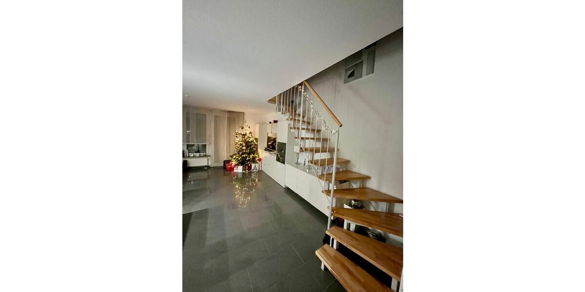 Reihenhaus Großbottwar - 5 Zimmer, 134 m&sup2;, 650.000&euro; | Angebot:25398133