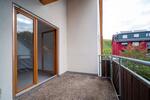 Dachgeschoßwohnung Weinstadt - 3 Zimmer, 81 m&sup2;, 289.000&euro; | Angebot:26451246
