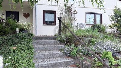 HELL UND GEMÜTLICH IN RUHIGER - Erdgeschoßwohnung Rudersberg | Angebot:26508177